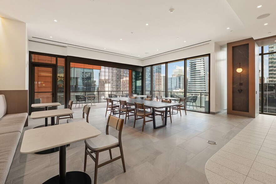 More Photos Of 415 Colorado St, Austin Apartments For Lease