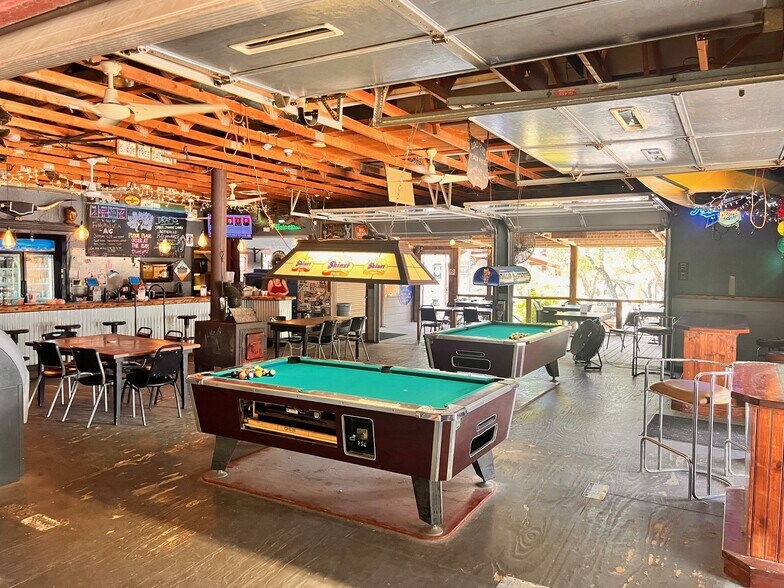 More Photos Of 13430 N Highway 281, Spring Branch Restaurant For Sale