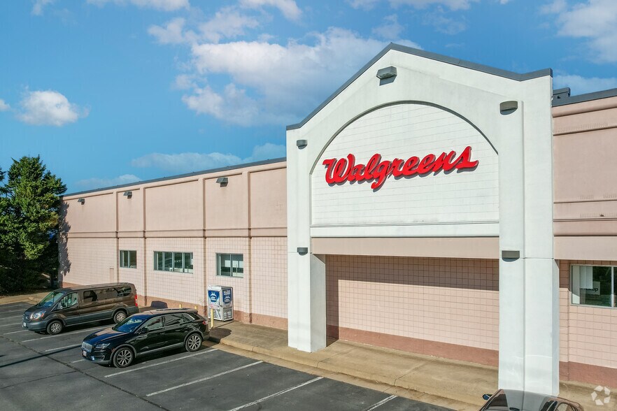 More Photos Of 46900-46960 Harry Byrd Hwy, Sterling Unknown For Lease