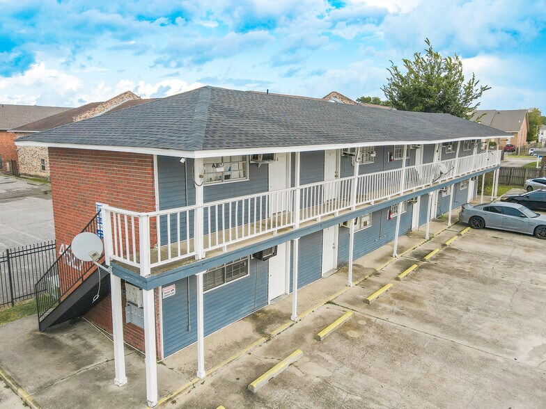 More Photos Of 1413 Jim Taylor Dr, Baton Rouge Apartments For Sale