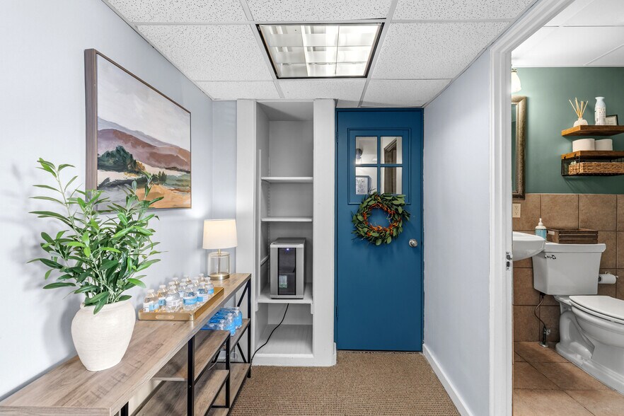 More Photos Of 1061 Grand Ave, Saint Paul Loft Creative Space For Lease