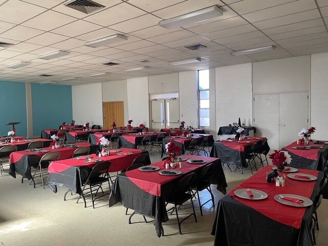 More Photos Of 5900 Pinemont Dr, Houston Religious Facility For Sale