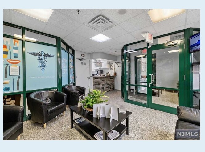 More Photos Of 73-75 Ferry St, Newark Storefront Retail Office For Sale