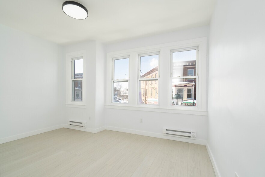 More Photos Of 6319 Germantown Ave, Philadelphia Office Residential For Sale