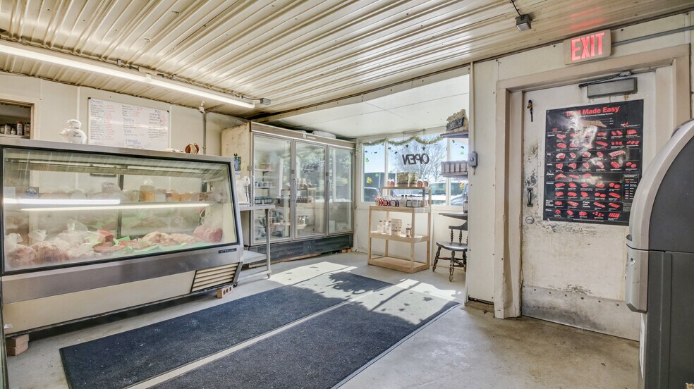 More Photos Of 2310 S Main St, Bloomer General Retail For Sale