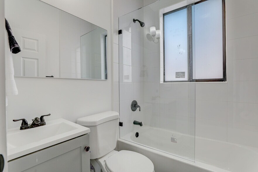 More Photos Of 1553 SW 7th St, Miami Apartments For Sale