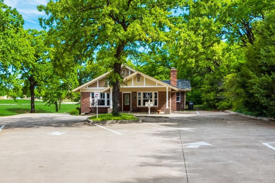 More Photos Of ,  Unknown For Sale