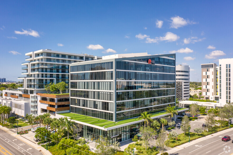 Primary Photo Of 2980 NE 207th St, Aventura Office For Lease