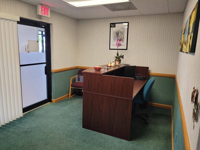 More Photos Of 1623 US Highway 1, Sebastian Office For Sale