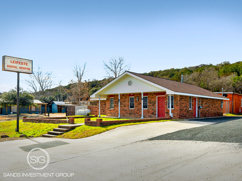 Primary Photo Of 1294 Bandera Hwy, Kerrville Hospital For Sale