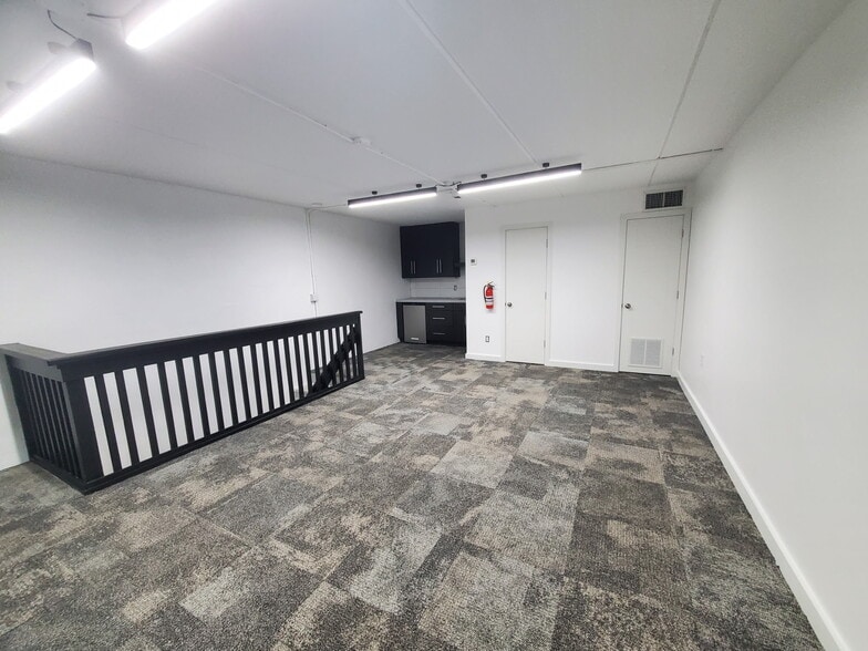 More Photos Of 1777 Blount Rd, Pompano Beach Warehouse For Sale