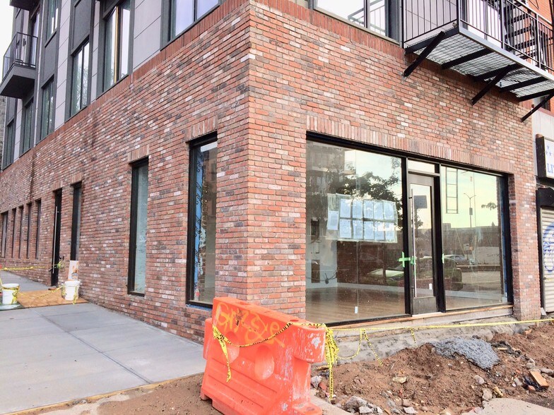 More Photos Of 561 4th Ave, Brooklyn Storefront Retail Residential For Lease