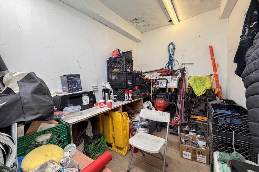 More Photos Of 5670 58th St, Flushing Lodge Meeting Hall For Sale