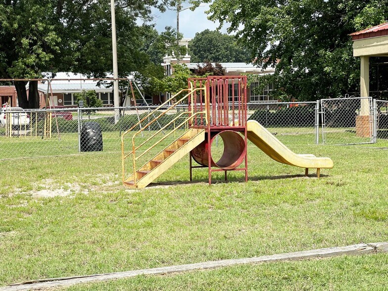 More Photos Of 2876 Abingdon Heights Dr, Hayes Daycare Center For Sale