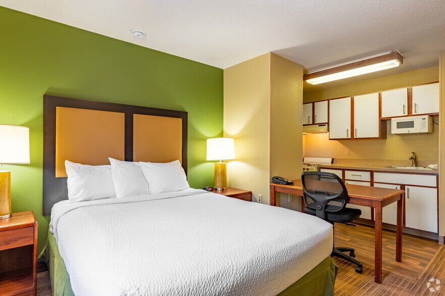 More Photos Of 7065 Jimmy Carter Blvd, Peachtree Corners Hotel For Sale
