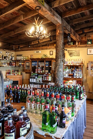 More Photos Of 426 Central Ave, Fairfield Storefront For Sale