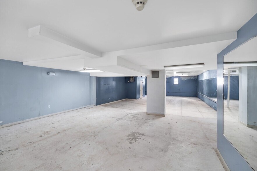 More Photos Of 603 Adams St, Hoboken Storefront Retail Residential For Lease