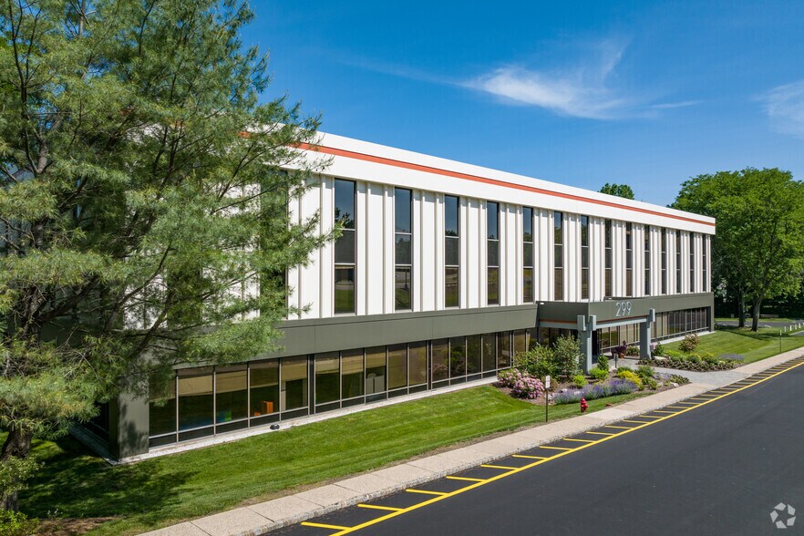 More Photos Of 299 Cherry Hill Rd, Parsippany Medical For Lease