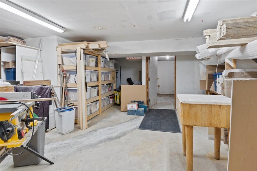 More Photos Of 48-56 Water St, Port Perry Storefront For Lease