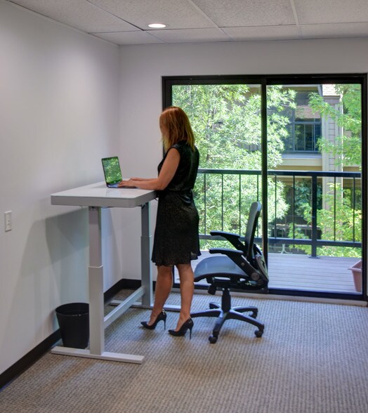 More Photos Of 6416-6424 S Quebec St, Englewood Coworking Space