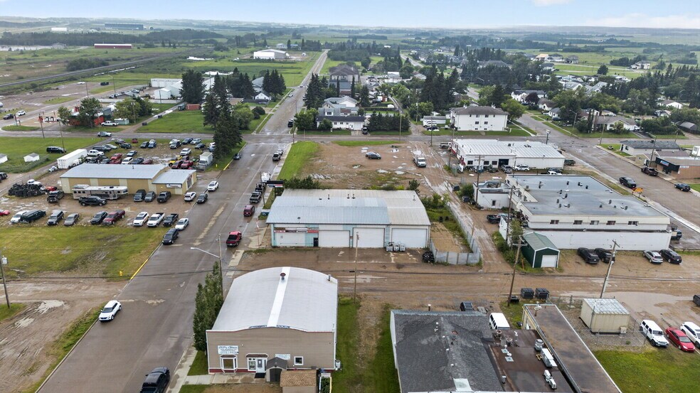 More Photos Of 5018 52 Ave, Tofield Warehouse For Sale