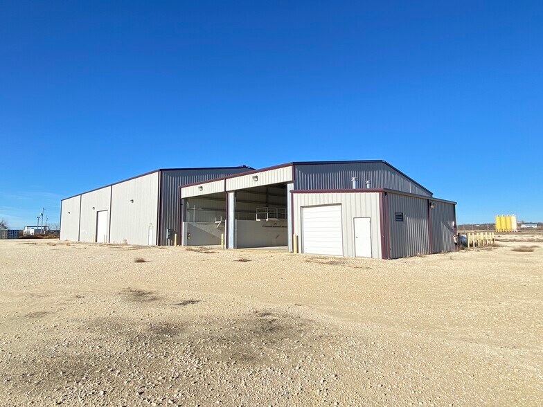 More Photos Of 300 County Road 302, Barnhart Industrial For Lease