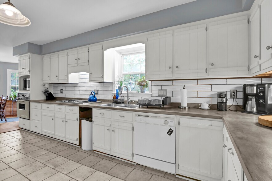 More Photos Of 21801 US Highway 17, Hampstead Land For Sale