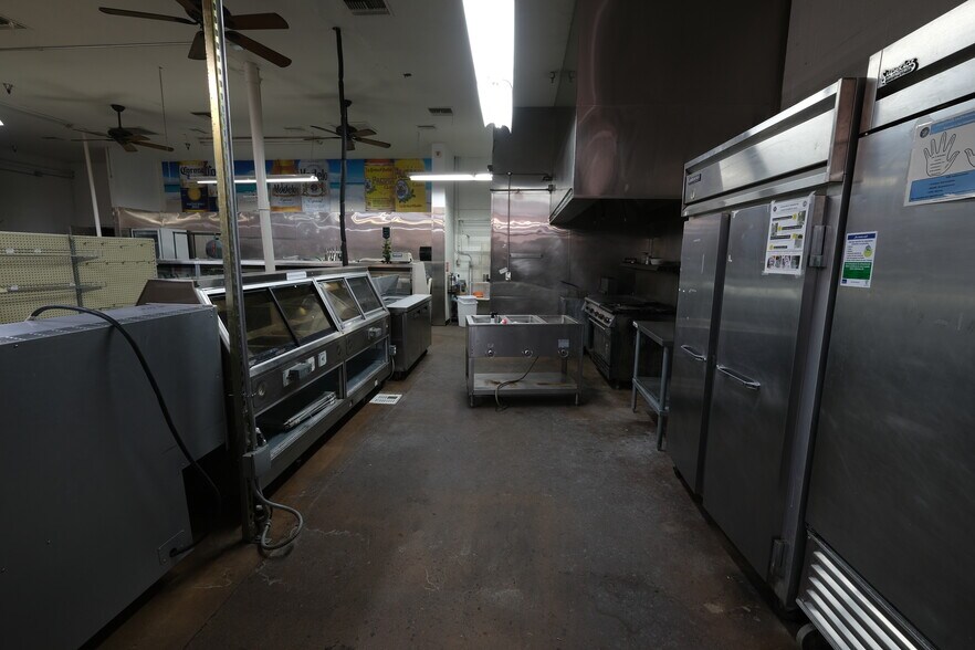 More Photos Of 731 S Arizona Ave, Chandler Restaurant For Lease