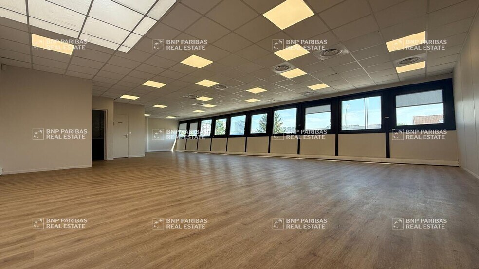 More Photos Of , Vitry-sur-Seine Flex For Sale