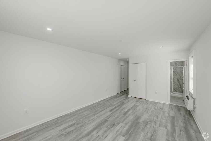 More Photos Of 854-860 E Broadway, Long Beach Apartments For Lease