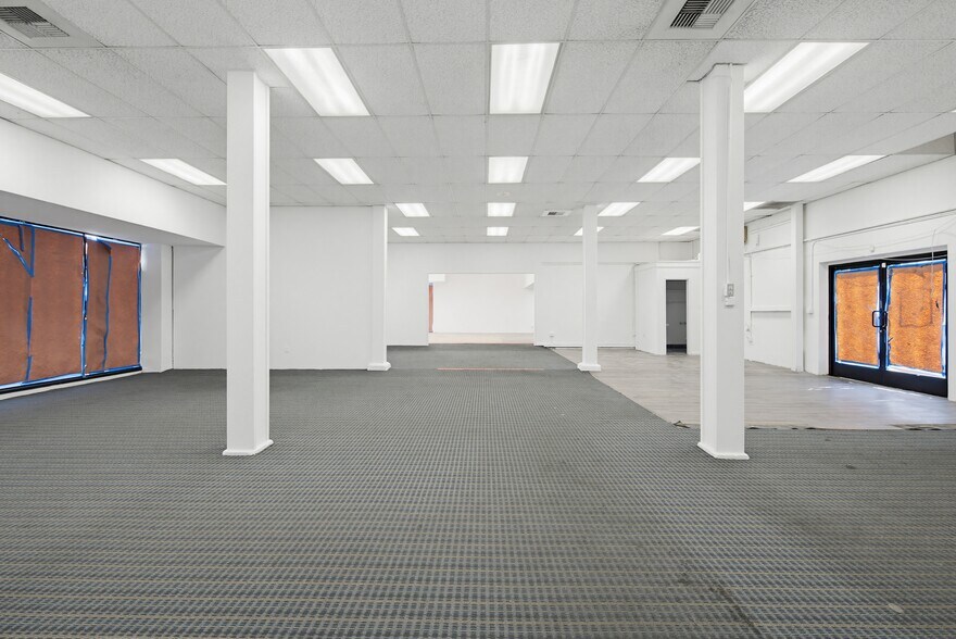 More Photos Of 718-734 Santa Monica Blvd, Santa Monica Storefront Retail Office For Lease