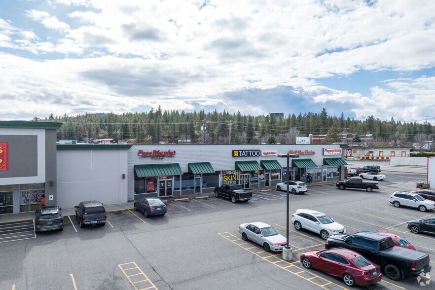 More Photos Of 9120 E Sprague Ave, Spokane Valley General Retail For Lease