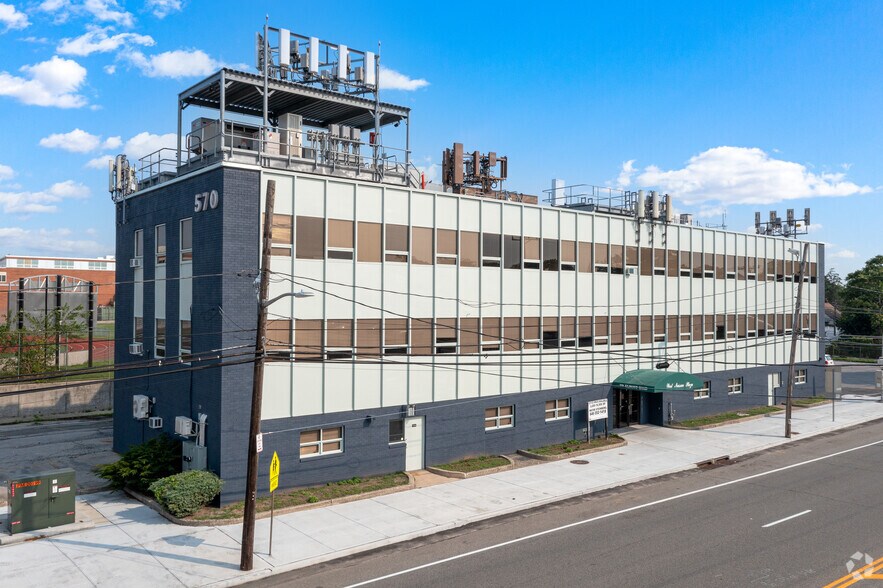 More Photos Of 570 Elmont Rd, Elmont Office For Sale