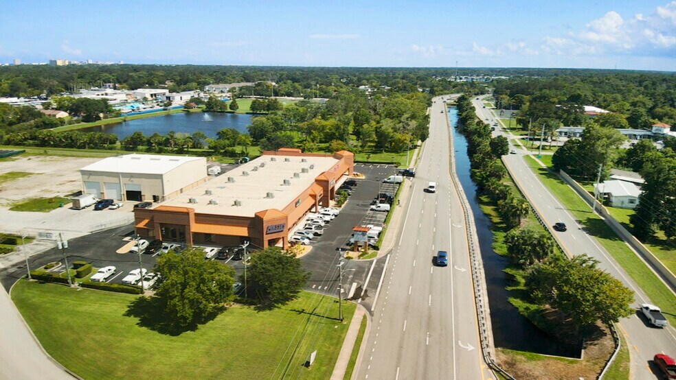 More Photos Of 1801 S Nova Rd, Daytona Beach Office For Sale