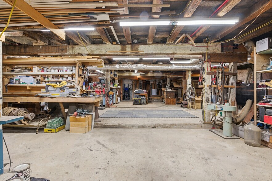 More Photos Of 953 Victory Hwy, Burrillville Bar For Sale