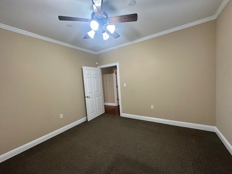 More Photos Of 416 Pirkle Ferry Rd, Cumming Office Residential For Sale