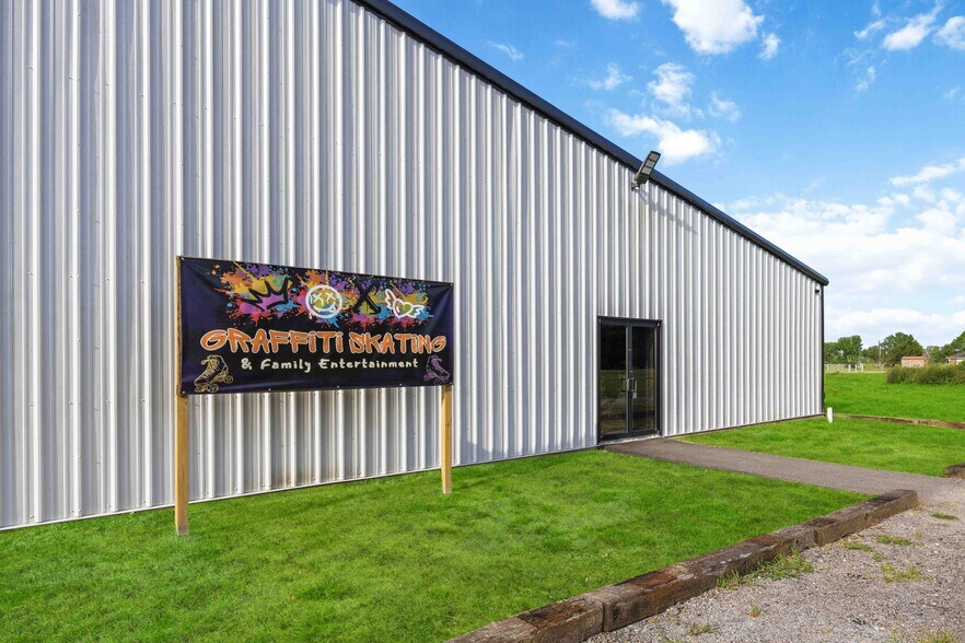 More Photos Of 1061 County Road 6111, Dayton Industrial For Sale