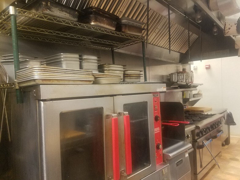 More Photos Of 600 Mamaroneck Ave, White Plains Storefront Retail Office For Sale