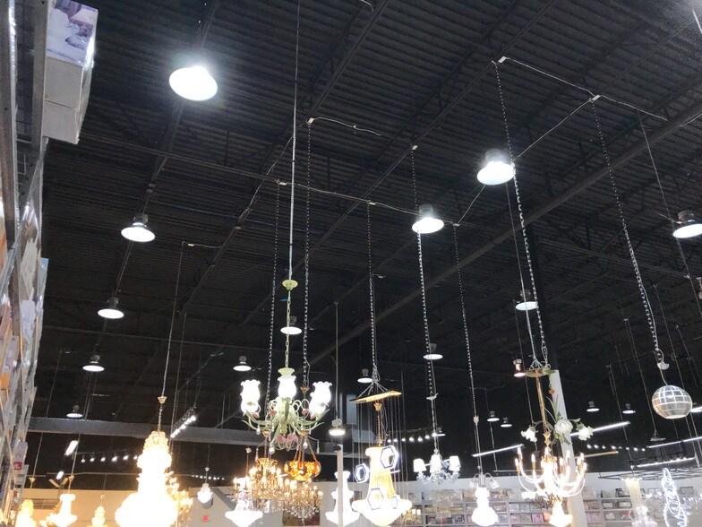 More Photos Of 2411 S Eldridge Pky, Houston Freestanding For Sale