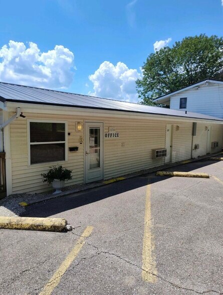 More Photos Of Lake Road 254-15, Wheatland Hotel For Sale