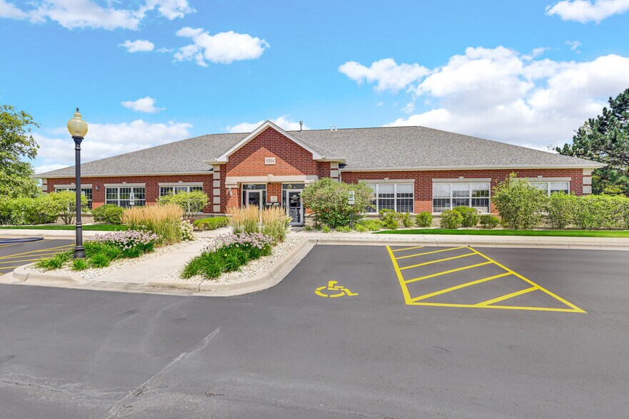 More Photos Of 11504 W 183rd St, Orland Park Medical For Sale