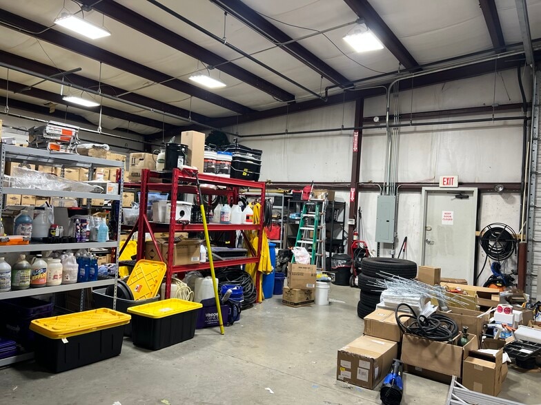 More Photos Of 2239 Whitten Rd, Memphis Light Distribution For Sale