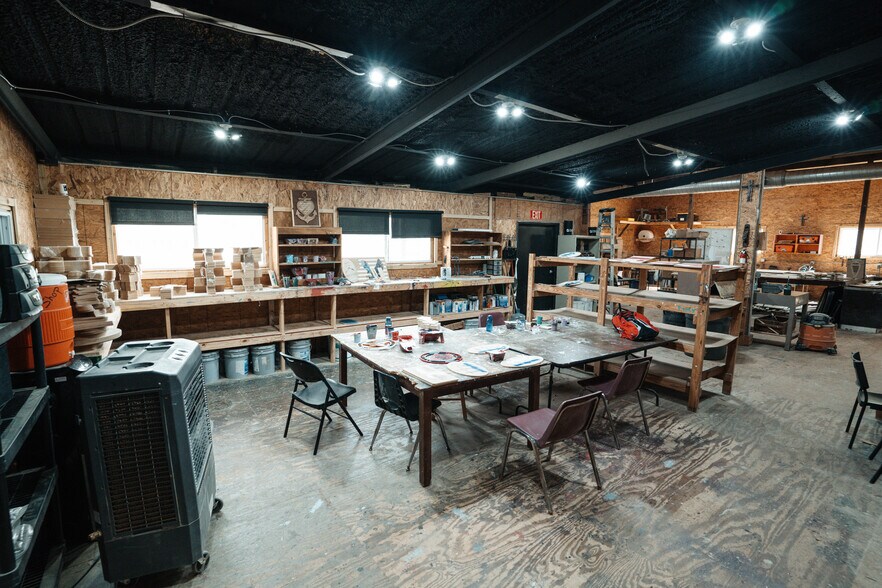 More Photos Of 8432 Park Place Blvd, Houston Office For Sale