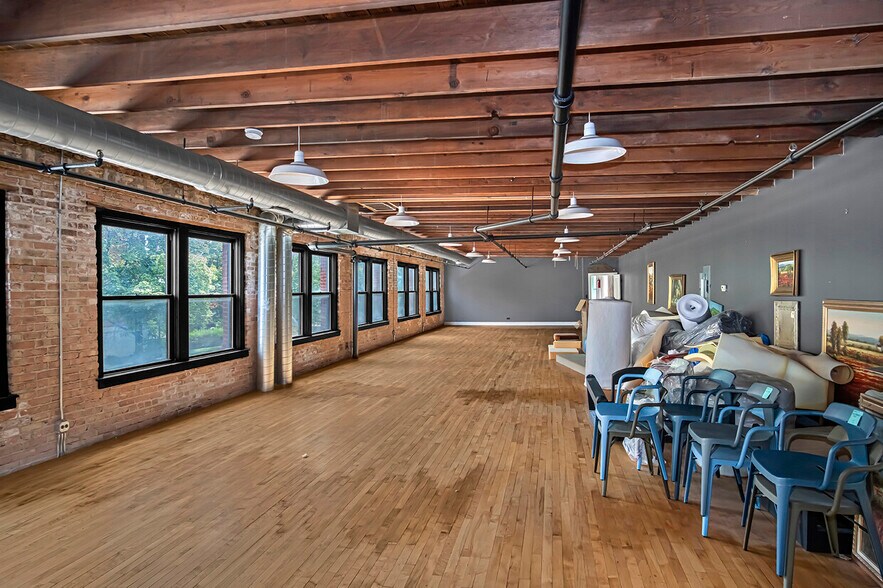 More Photos Of 1750 N Springfield Ave, Chicago Warehouse For Lease