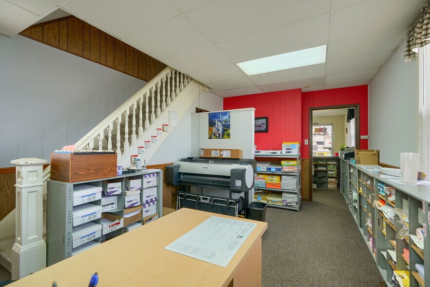 More Photos Of 166 W Main St, Chillicothe Office Residential For Sale