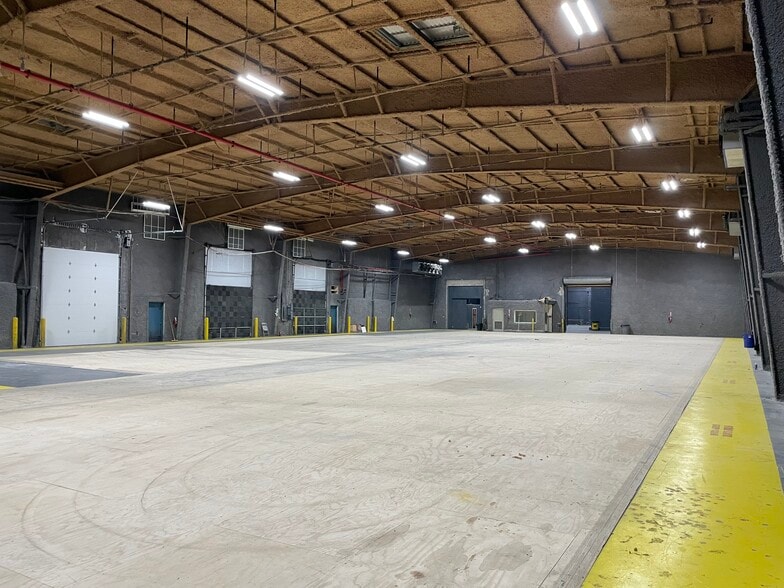 More Photos Of 4865 Arthur Kill Rd, Staten Island Warehouse For Sale