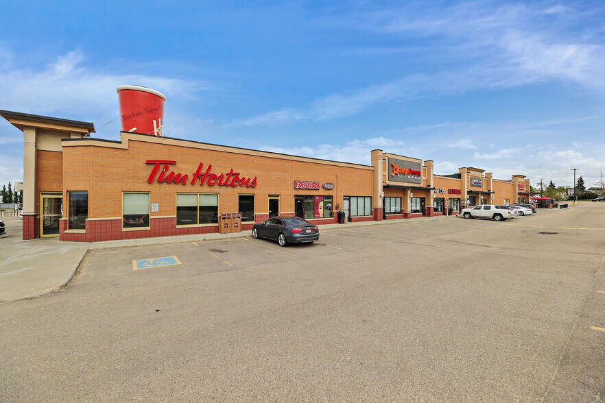 More Photos Of 993 Fir St, Sherwood Park General Retail For Lease