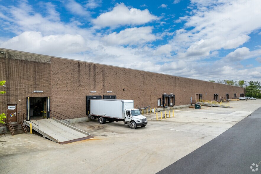 More Photos Of 1228 Forest Pky, West Deptford Distribution For Lease