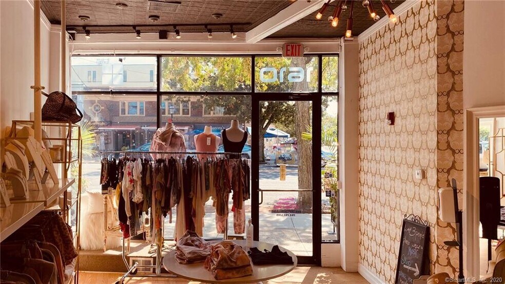 More Photos Of 1610 Post Rd, Fairfield Restaurant For Sale