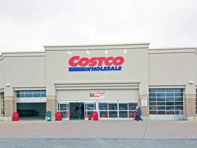More Photos Of 999 Elmhurst Rd, Mount Prospect Unknown For Lease